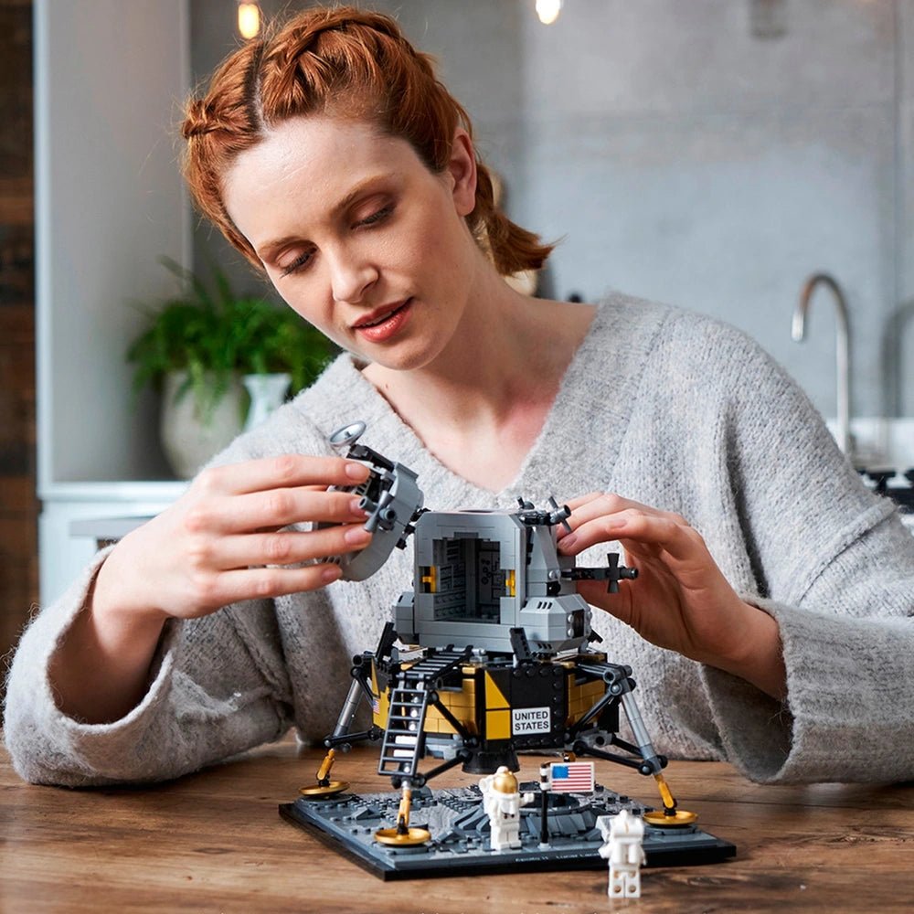 LEGO 10266 Creator Expert NASA Apollo 11 Lunar Lander Space Set - Mobile123